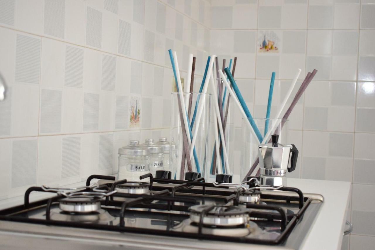 La Casa Di Carta Apartment Borgo Bonsignore Bagian luar foto